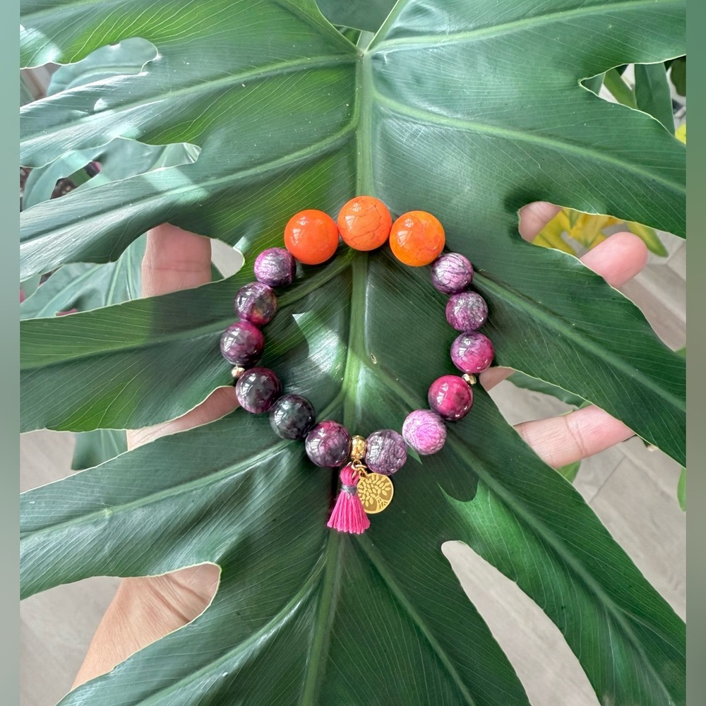 Handmade Howlite & Jasper bracelet (one)